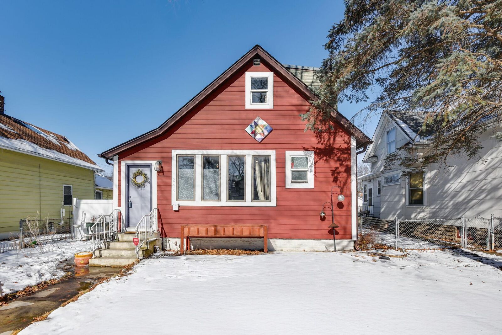 Property Photo:  1243 Reaney Avenue  MN 55106 