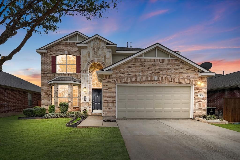 Property Photo: 1520 Canary Drive TX 75068