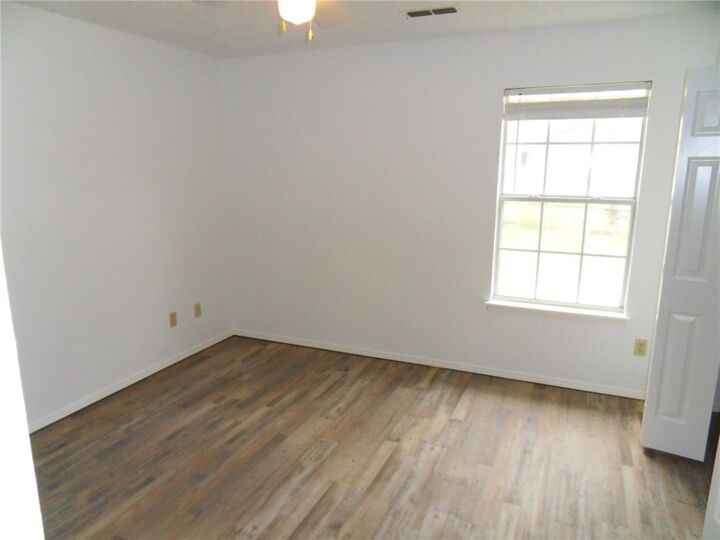 Property Photo: 2937 N Fiesta Drive AR 72703