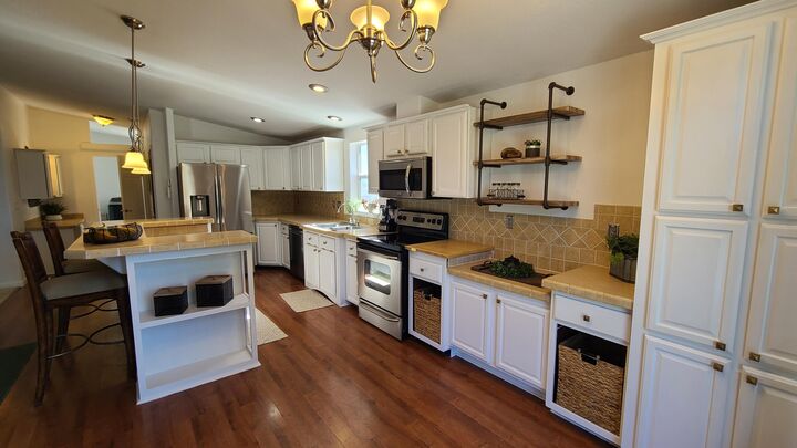 Property Photo:  6710 Jake Road  OR 97601 