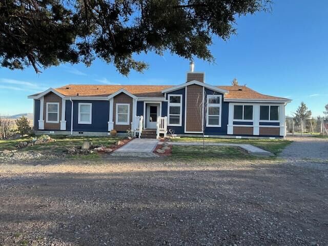Property Photo: 6710 Jake Road OR 97601