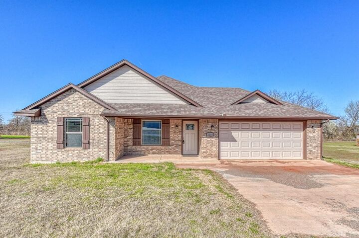 Property Photo:  2210 County Street 2976  OK 73010 