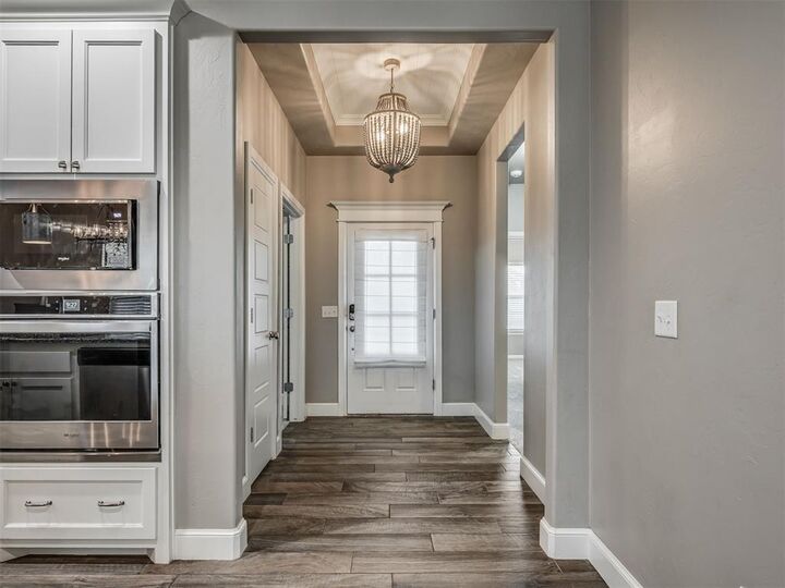 Property Photo: 2809 Cedar Creek Drive OK 73160