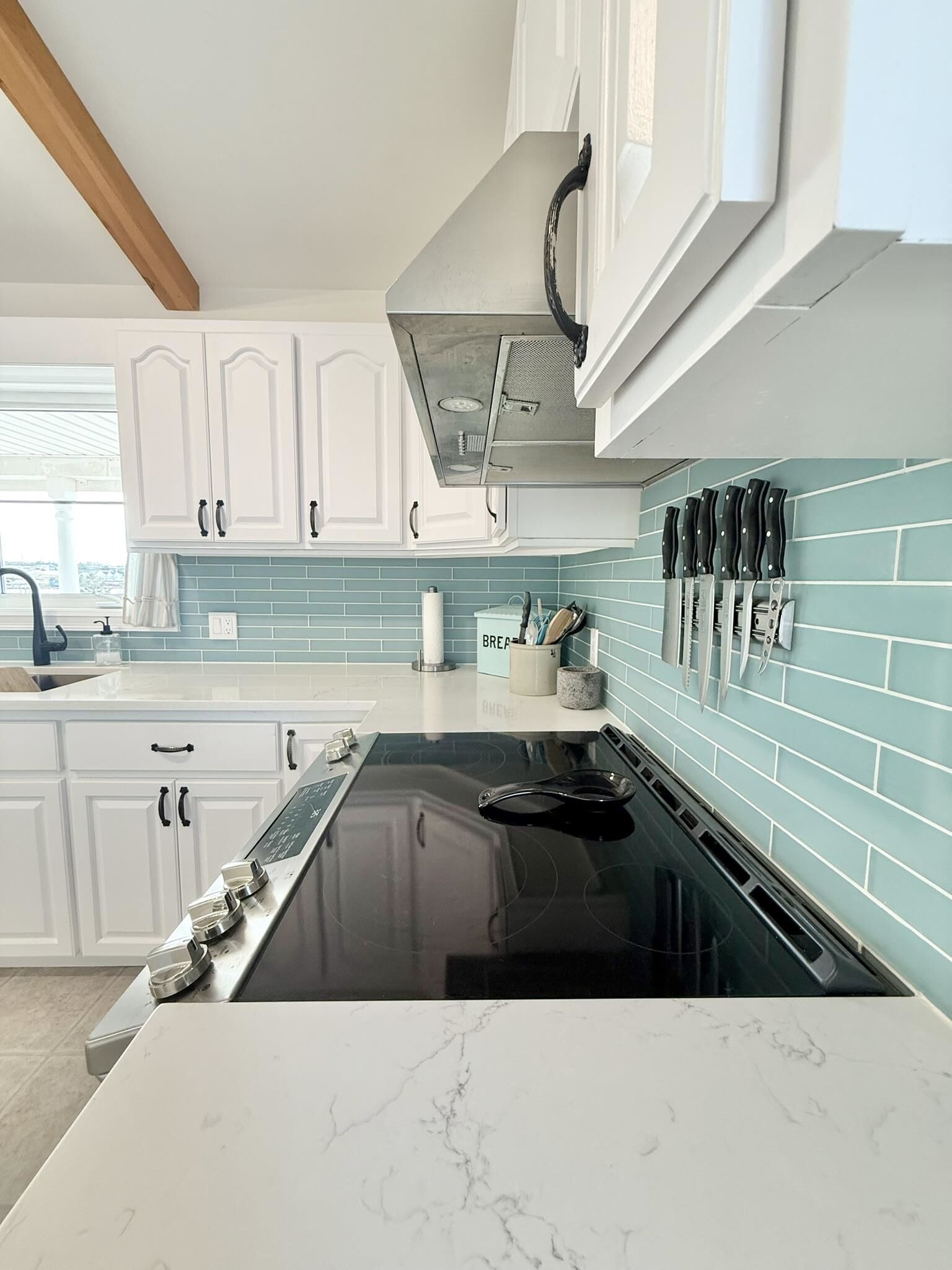 Property Photo:  8 Burns Avenue  PE C0A 1N0 