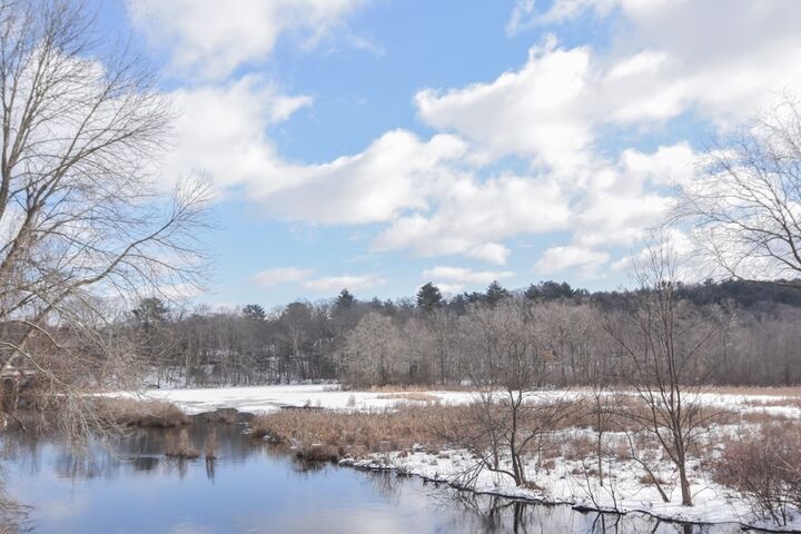 Property Photo: 27 Fenway Dr MA 01701