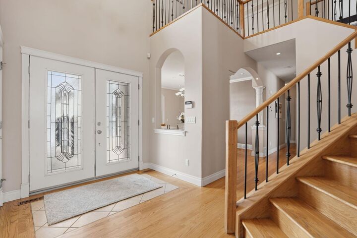 Property Photo:  327 Rodeo Ridge  AB T3Z 3G2 