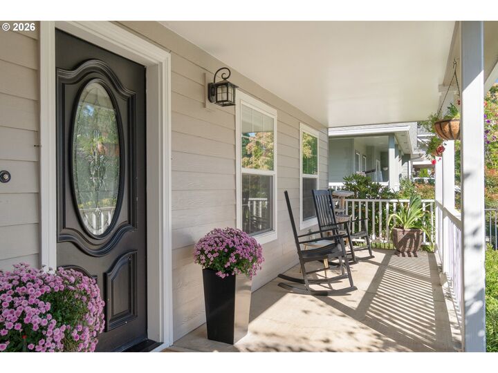 Property Photo:  32671 Vintage Way  OR 97408 