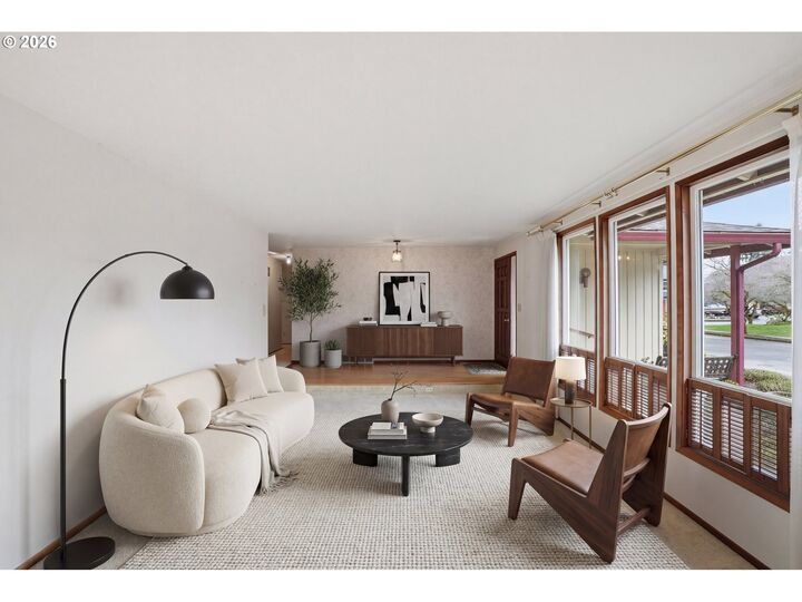 Property Photo:  17300 Timothy Way  OR 97027 