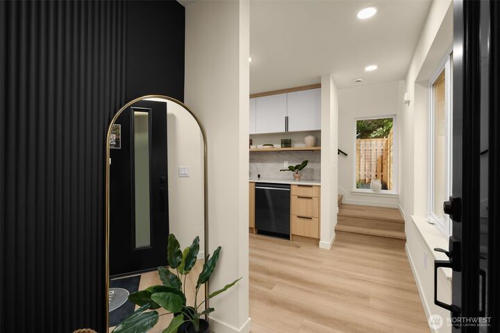 Property Photo:  14035  Densmore Avenue N  WA 98133 