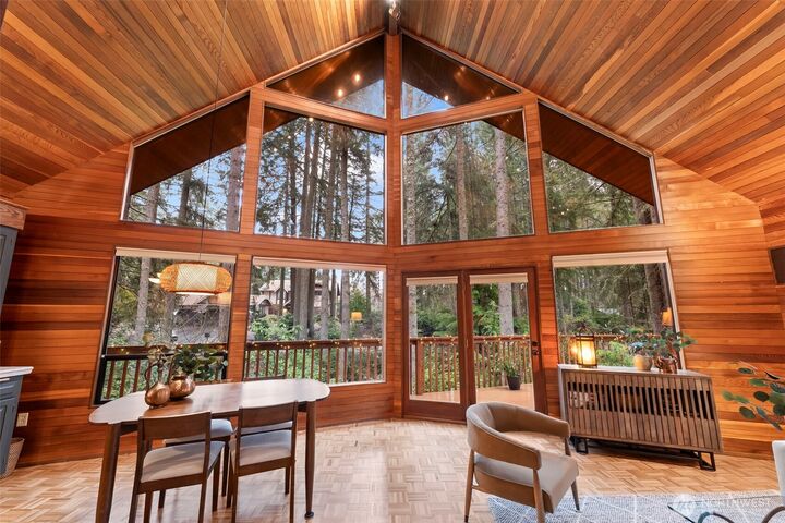 Property Photo:  9910  40th Avenue Ct  WA 98332 