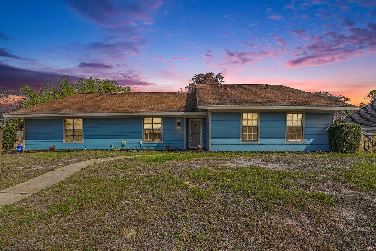 Property Photo:  2555 Kumquat Street NE  FL 32905 