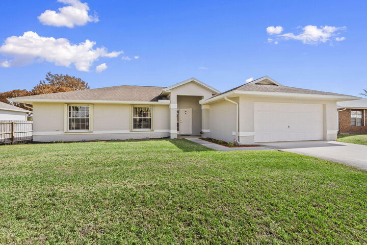 Property Photo:  2743 SW District Avenue  FL 34953 