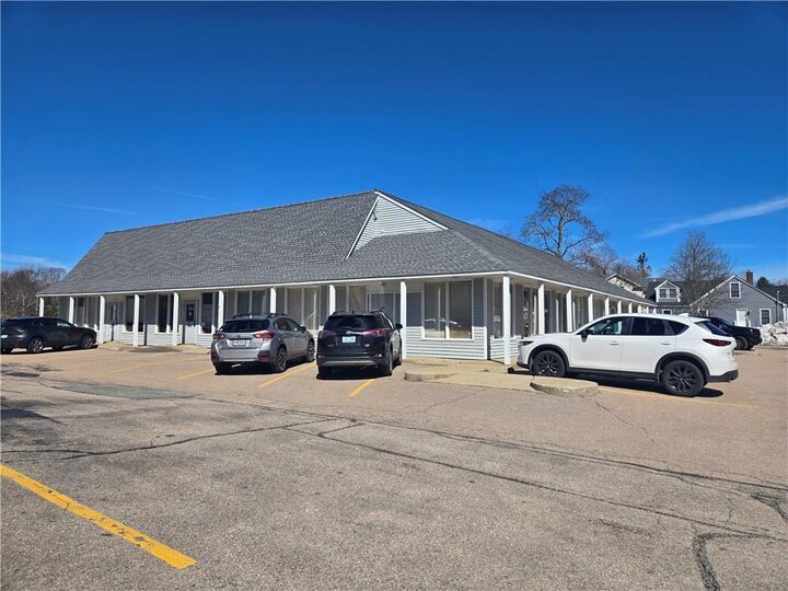 Property Photo:  24 Southwest Avenue  RI 02835 