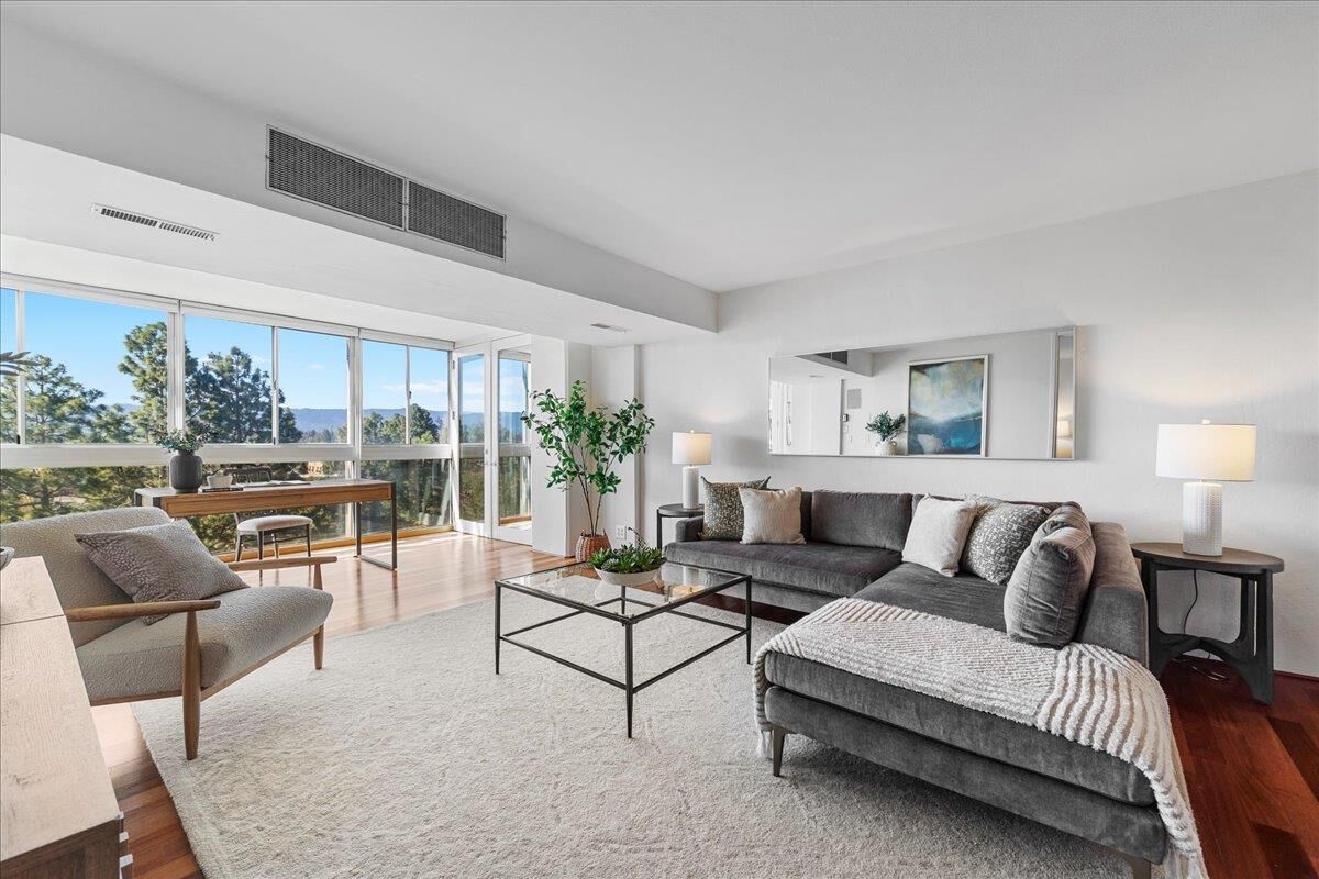 Property Photo:  101 Alma Street 908  CA 94301 