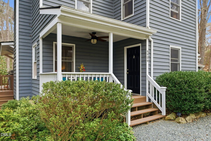 Property Photo:  9906 Oak Hollow Road  NC 27516 