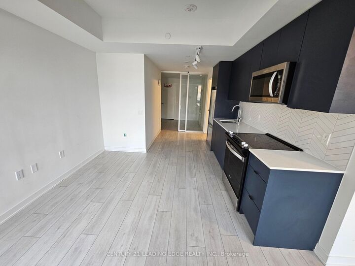 Photo de la propriété:  1614 Charles Street 143  ON L1N 1B9 