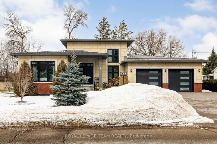 Property Photo:  28 George Street  ON K0G 1X0 