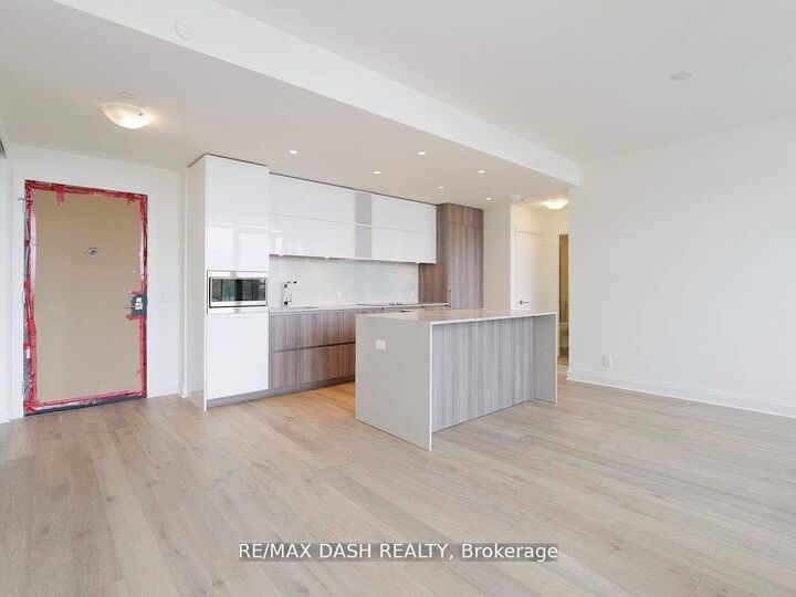 Property Photo:  151 Avenue Road 602  ON M5R 2H7 