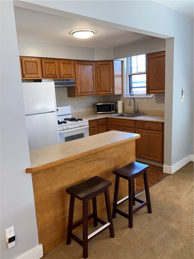 Property Photo:  312 Elizabeth Ave 2  PA 15202 