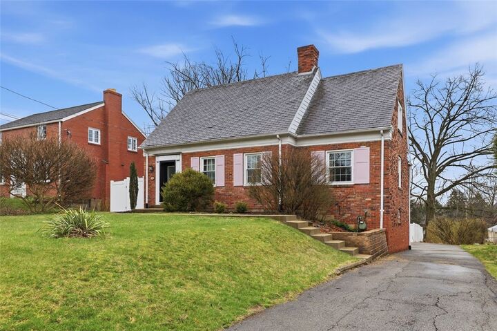 Property Photo:  129 Morewood Rd  PA 15116 