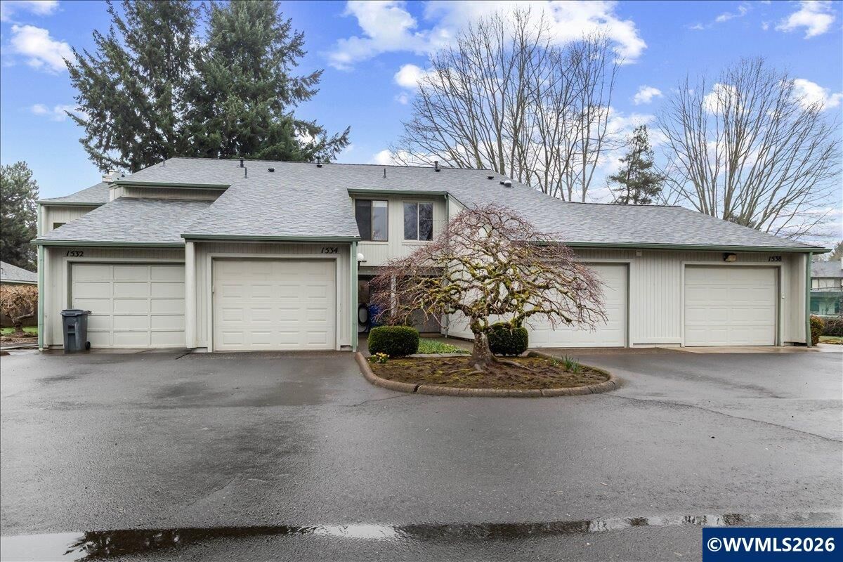 Property Photo:  1534 Madras St SE  OR 97306 