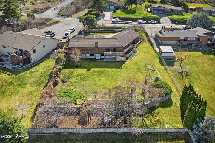 Property Photo:  3409 Goodman Rd  WA 98903 