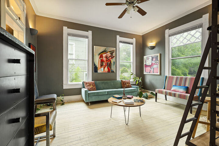 Property Photo: 1007 E 8th Street TX 78702
