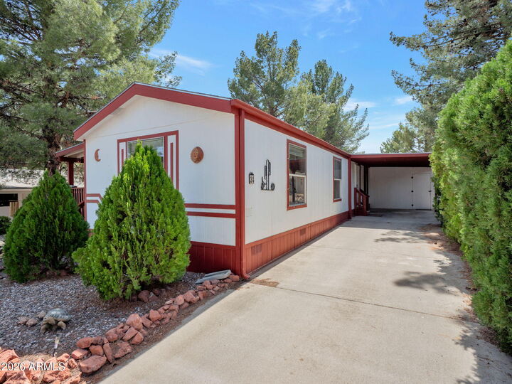 Property Photo:  2050 W Hwy 89A -- 24  AZ 86326 