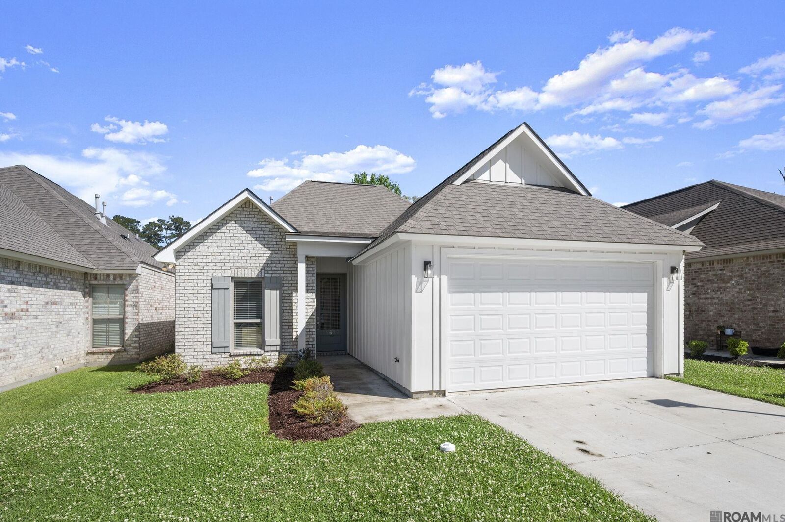 Property Photo: 15627 Fields Creek Ave LA 70816