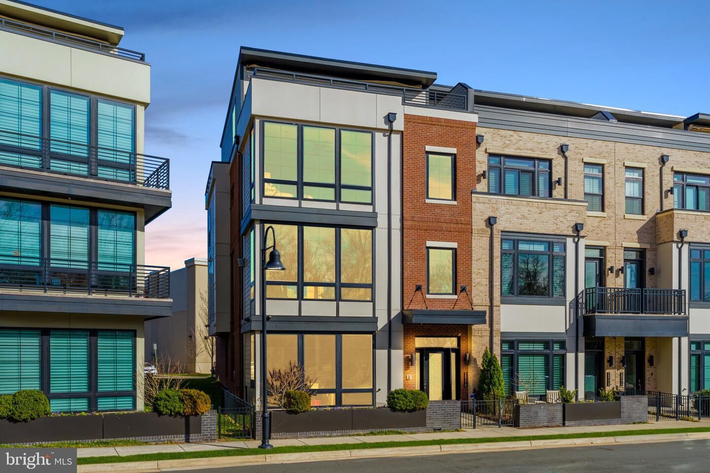 Property Photo:  20370 Northpark Drive  VA 20147 