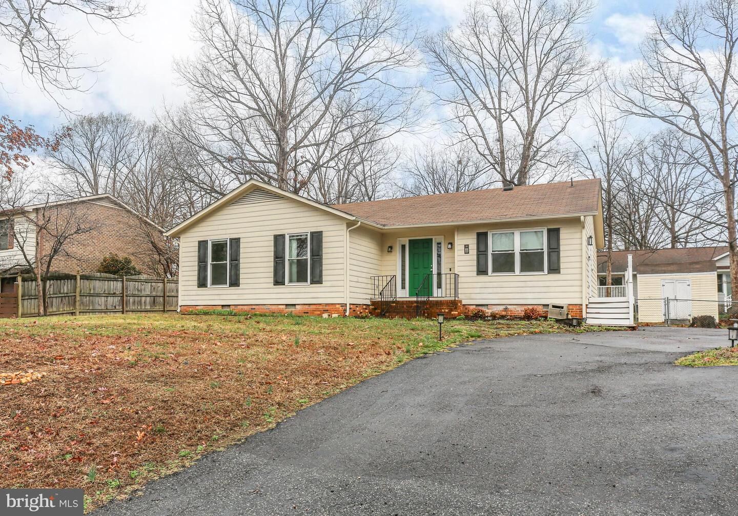 Property Photo:  4 Jonquil Court  VA 22408 