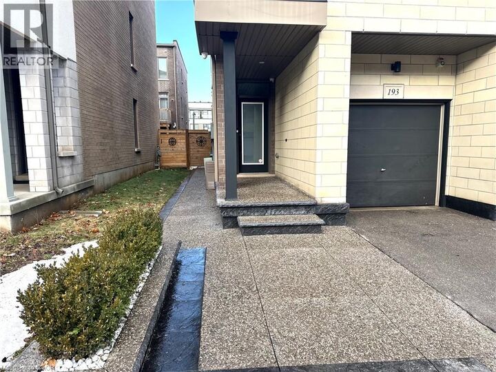 Property Photo:  193 Huguenot Road  ON L6H 0L6 