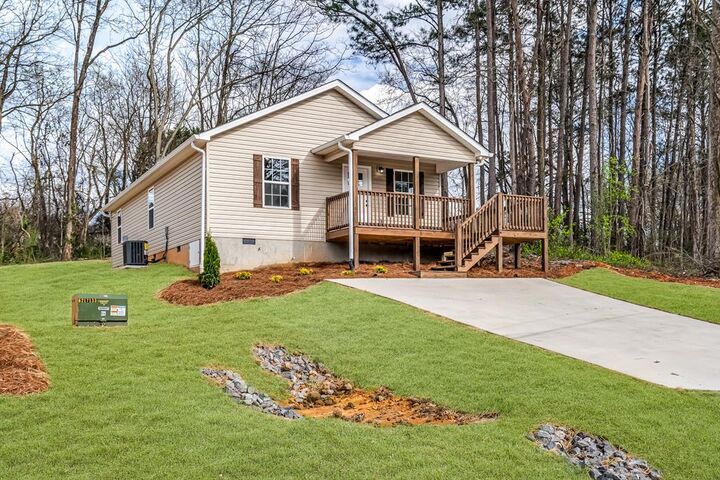 Property Photo: 1620 Waring Road GA 30721