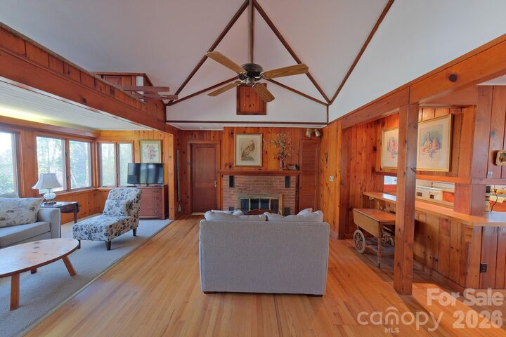 Property Photo:  71 Norfolk Lane  NC 28739 
