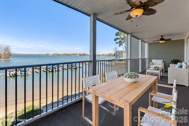 Property Photo:  20407 Harborgate Court 404  NC 28031 