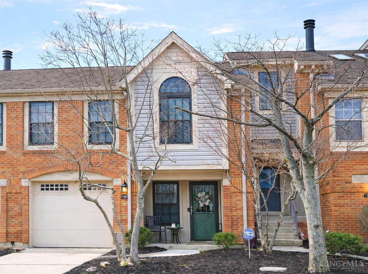 Property Photo:  11990 Thames Place  OH 45241 