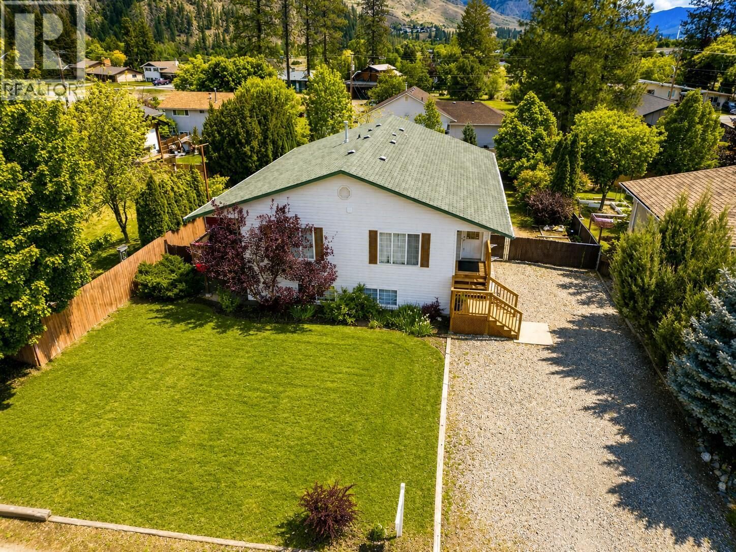 Property Photo: 7766 18th Street BC V0H 1H2