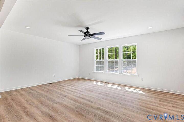 Property Photo:  512 Freedom Drive  VA 22546 