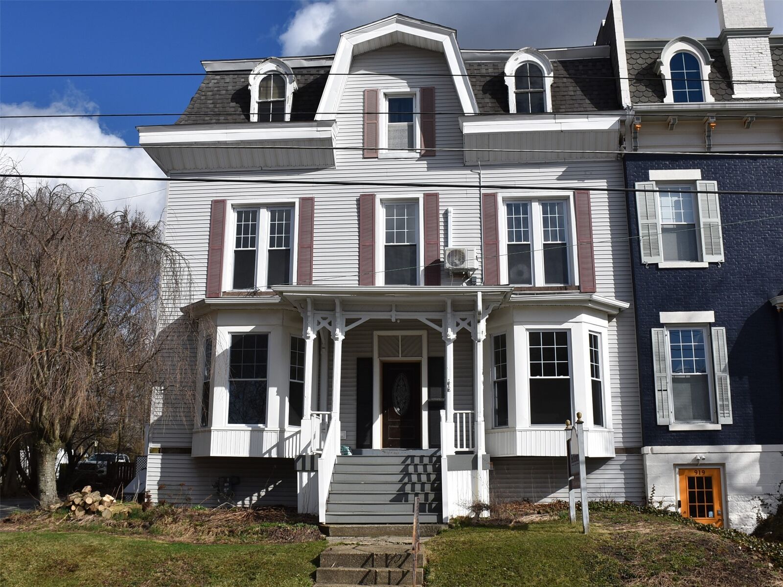 Property Photo: 915 Liberty Street PA 16335