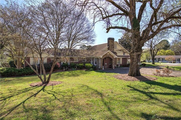 Property Photo: 224 Hillcrest Drive GA 30701