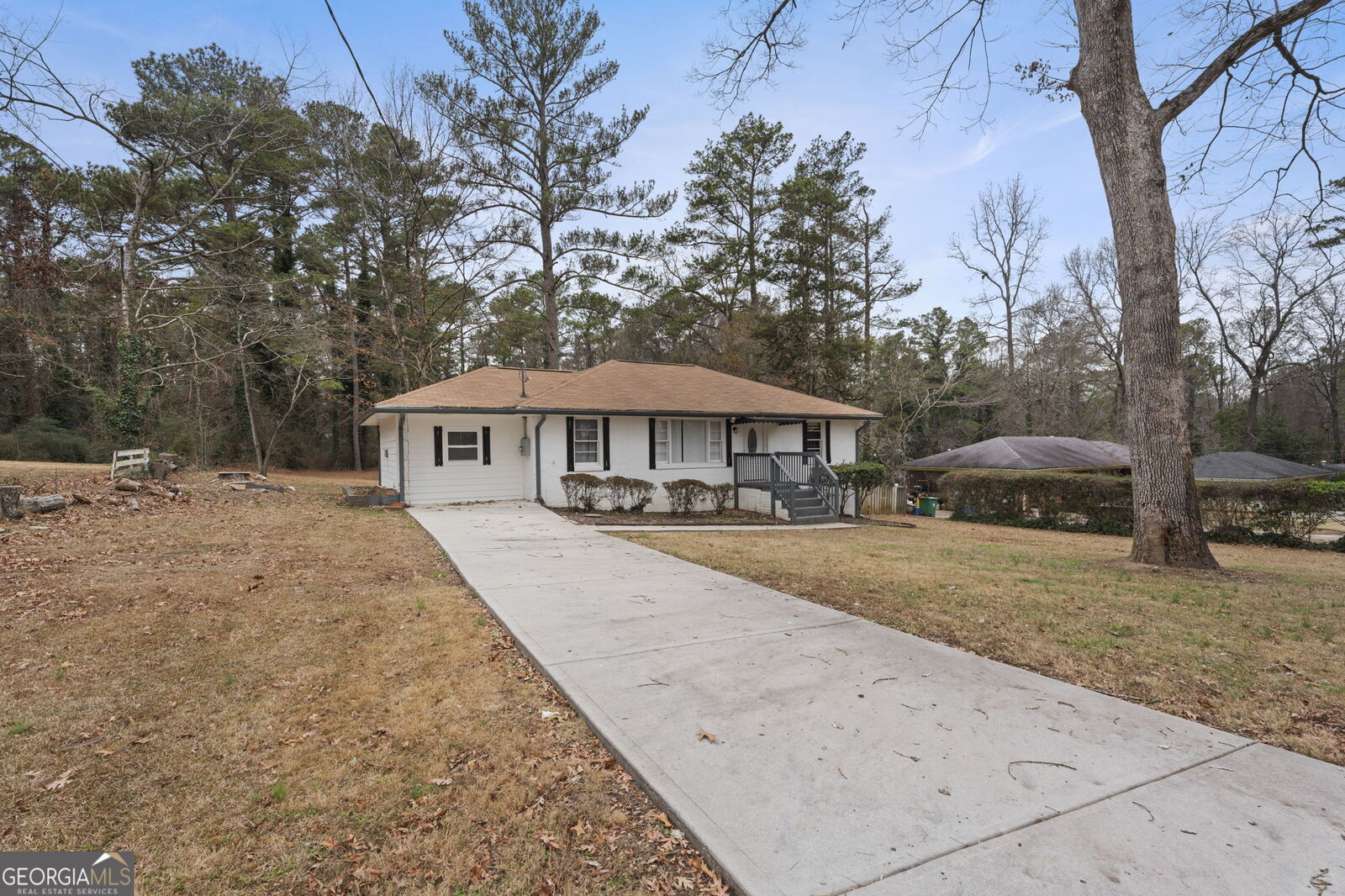 Property Photo:  1621 N Columbia Place  GA 30032 