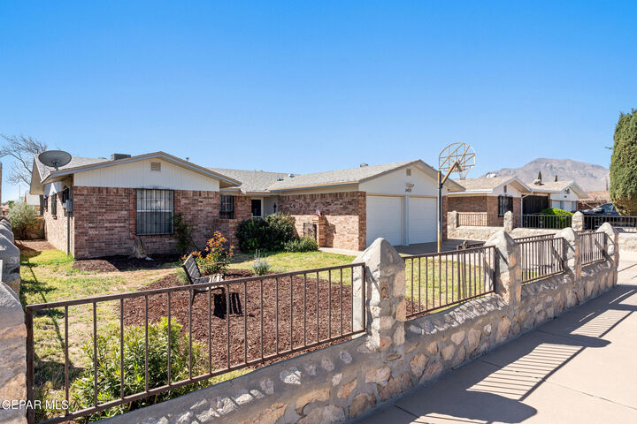 Property Photo:  5412 Plainview Drive  TX 79924 