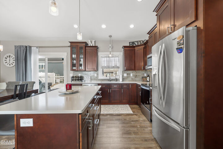 Property Photo:  5214 Gold Drive  ND 58503 