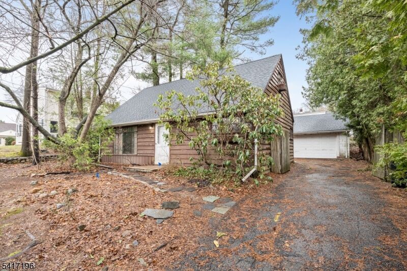 Property Photo:  31 Cedar St  NJ 07432 