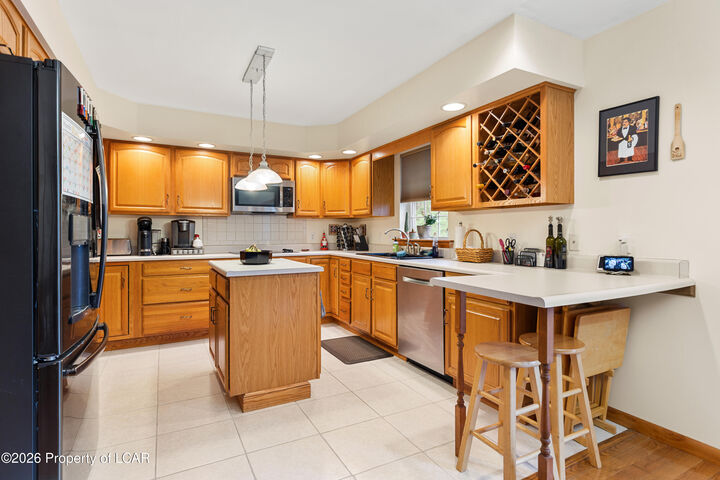 Property Photo:  23 Blytheburn Road  PA 18707 