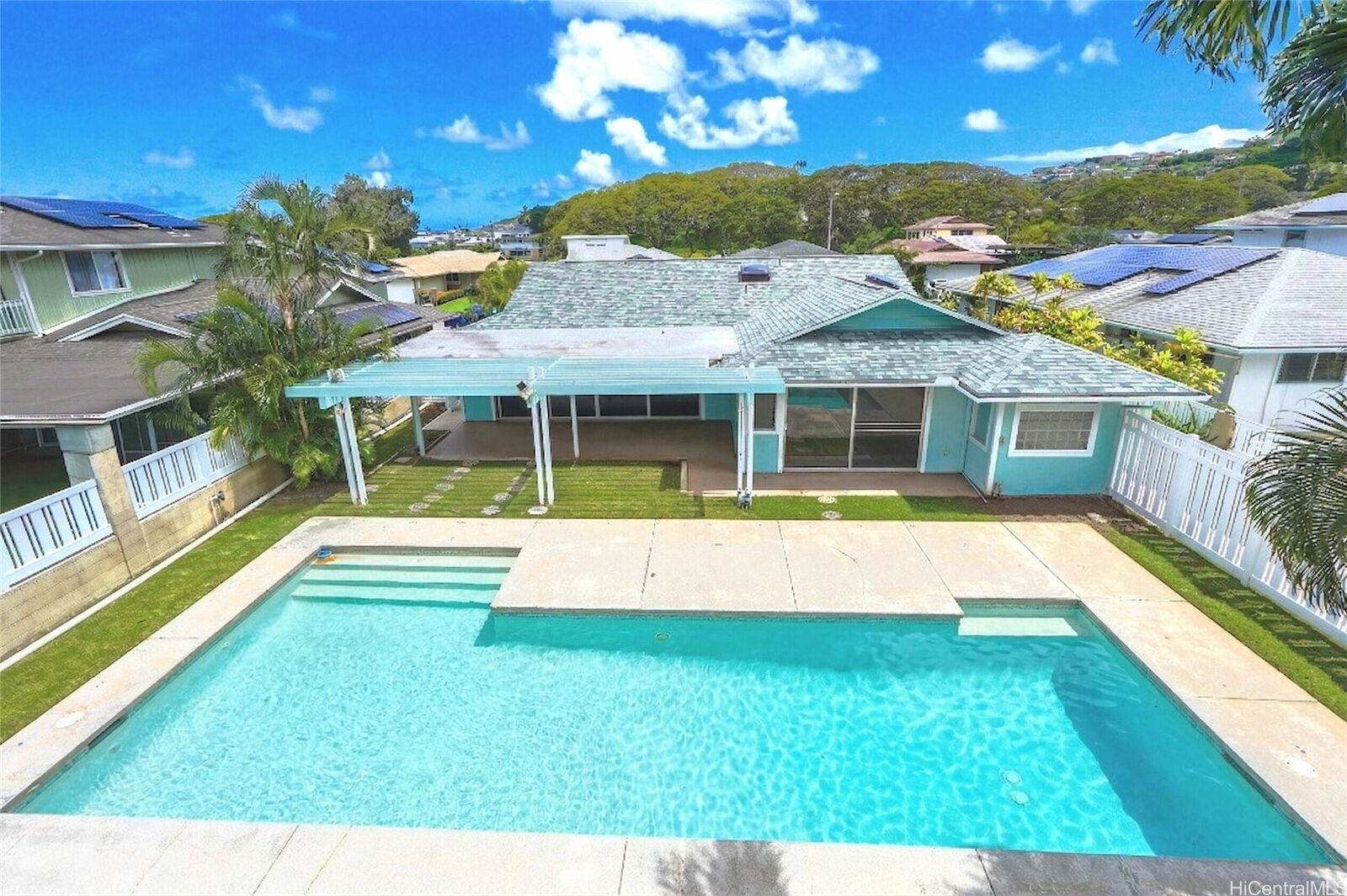 Property Photo:  1439 Akuleana Place  HI 96734 