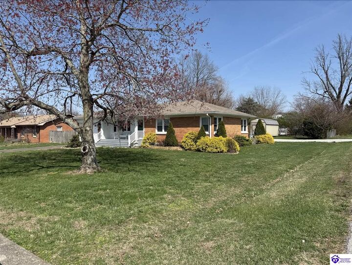 Property Photo:  570 S Logsdon Parkway  KY 40160 