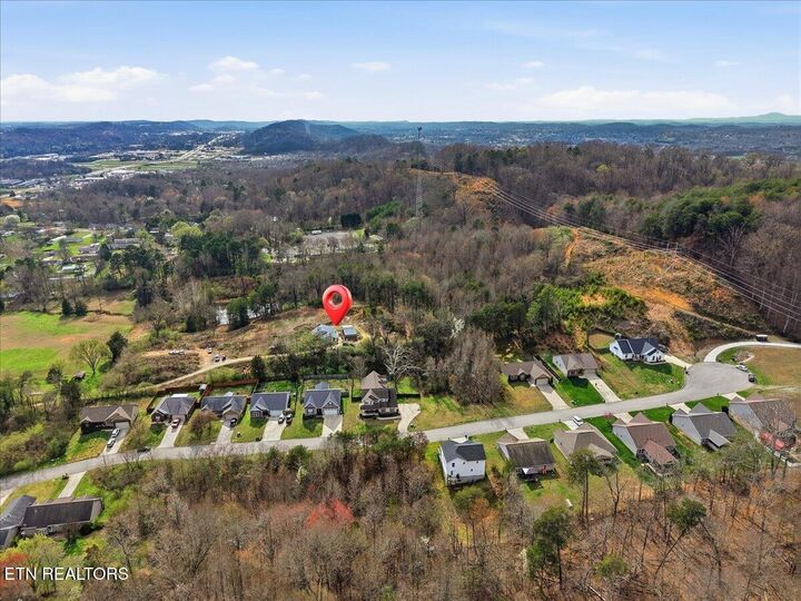 Property Photo:  541 Dante Rd  TN 37918 