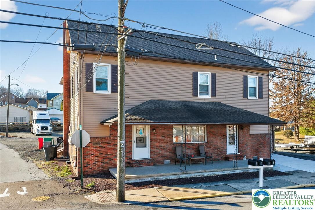 Property Photo:  22 W Front Street  PA 18011 