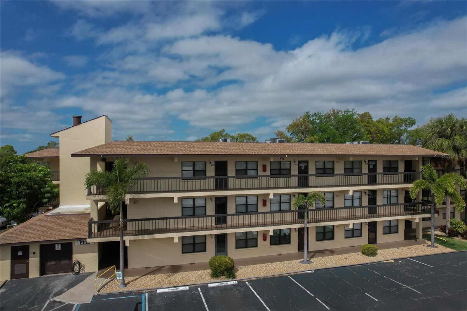 Property Photo:  305 30th Avenue W A208  FL 34205 